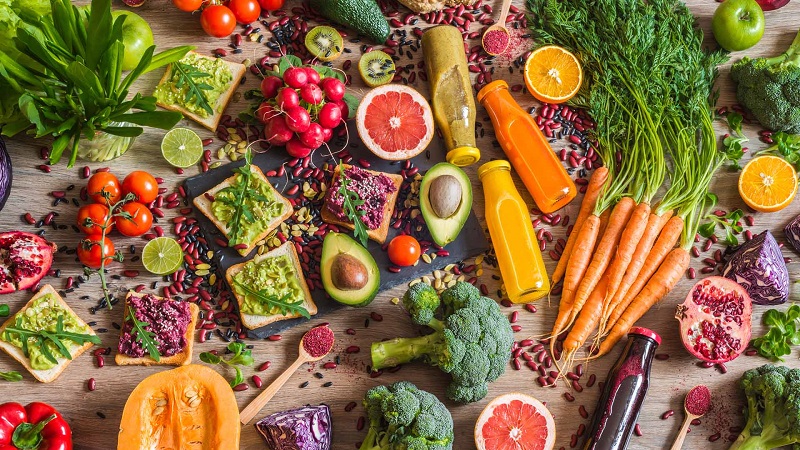 Au regard de ce que j'ai vu passer sur les réseaux sociaux, j'ai pu constater que la Cuisine a pris une grande place durant ce confinement. 

Le parallèle avec la cuisine-thérapie me démange forcément ...